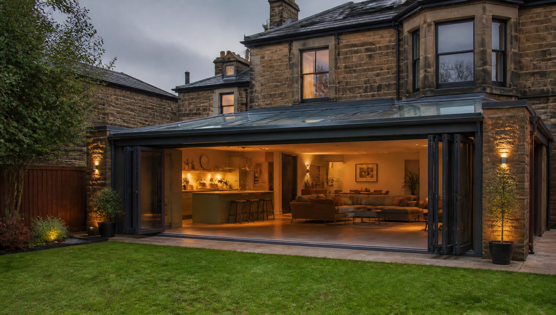Glasgow tenement refurbishment by LK Design Construction